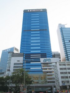 蘇 燕 翎 攝
