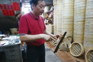 傳 統 手 造 竹 蒸 籠